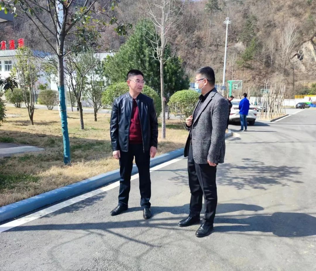 商南县委书记徐江博到水环境公司商南县污水处置厂调研 商南县委书记徐江博到水环境公司商南县污水处置厂调研