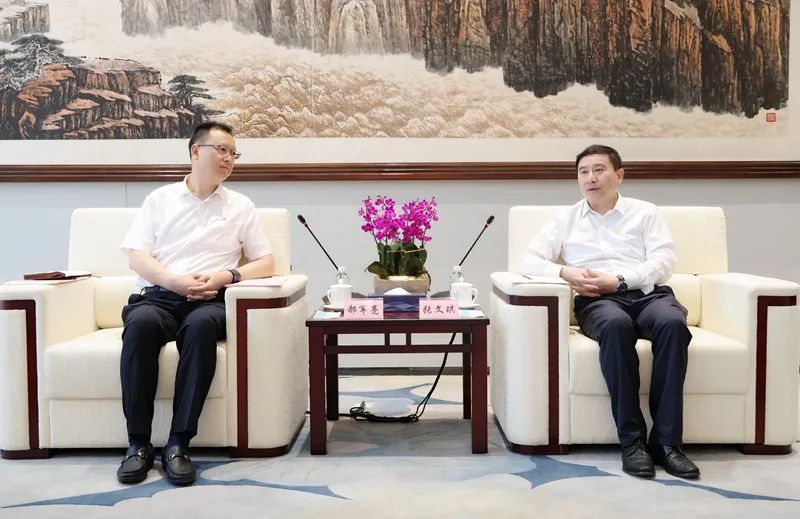陕西JDB电子集团与陕煤集团座谈互换 陕西JDB电子集团与陕煤集团座谈互换